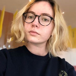 Meet your Posher, Lara